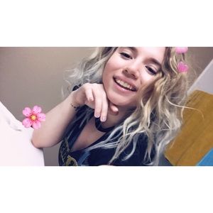 Meet your Posher, Mercades